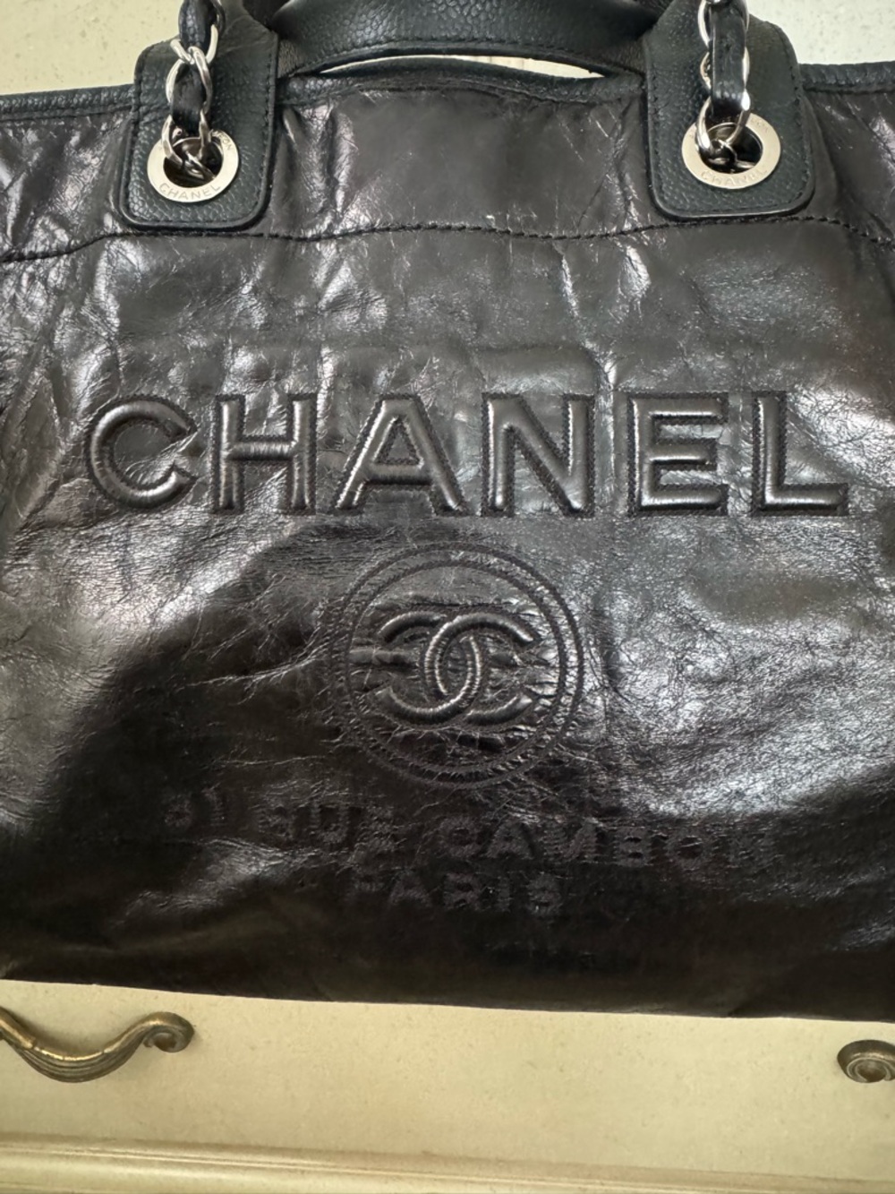 CHANEL Black Quilted Leather Chain-Strap Tote - Picture 2 of 11